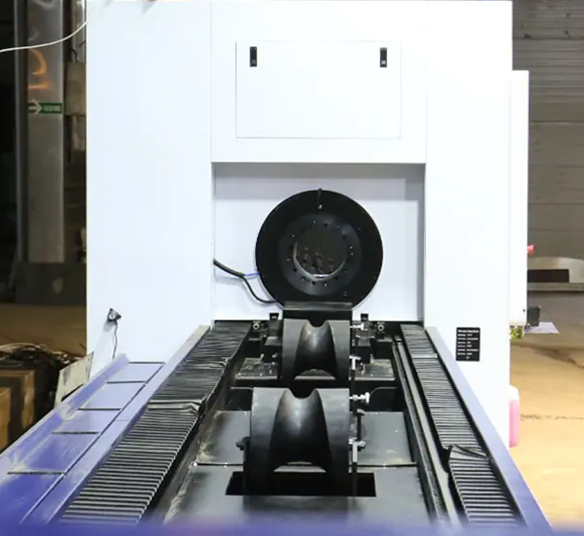 Debitare Țeavă cu Laser CNC